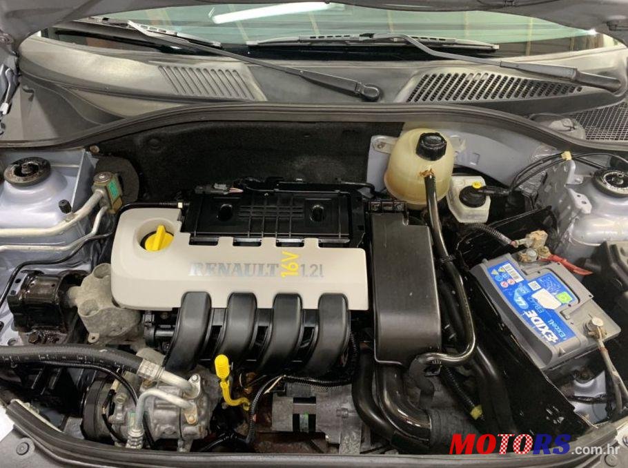 2004' Renault Clio 1,2 16V photo #1