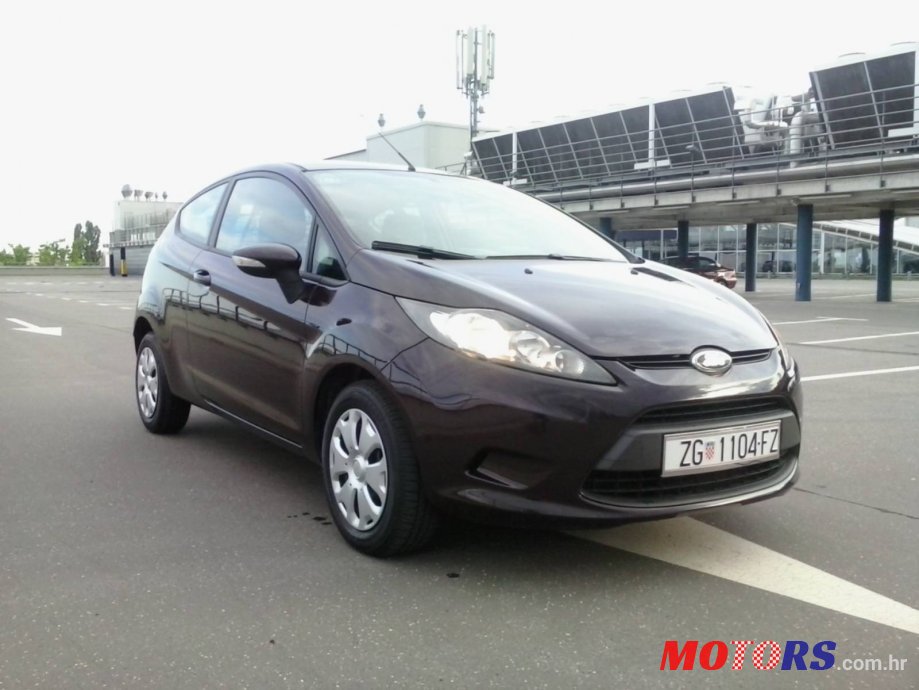 2012' Ford Fiesta photo #1