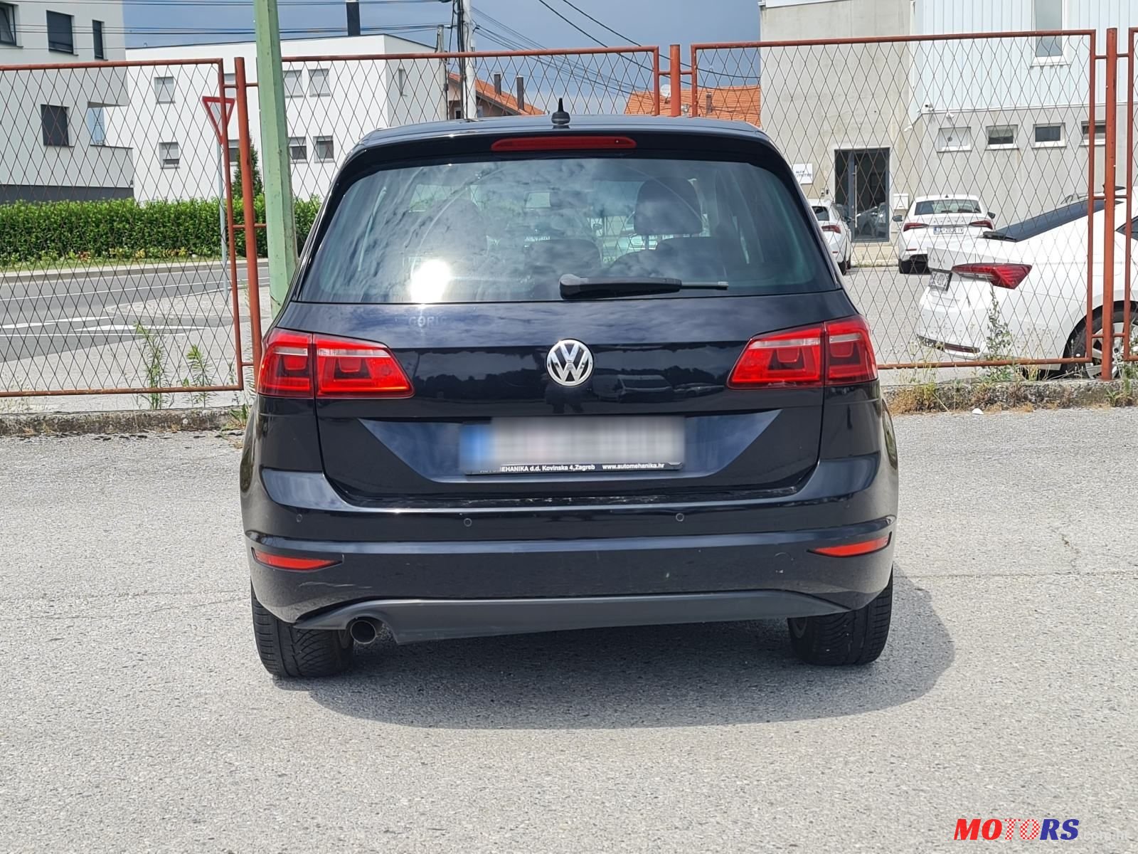 2015' Volkswagen Golf Sportsvan photo #4
