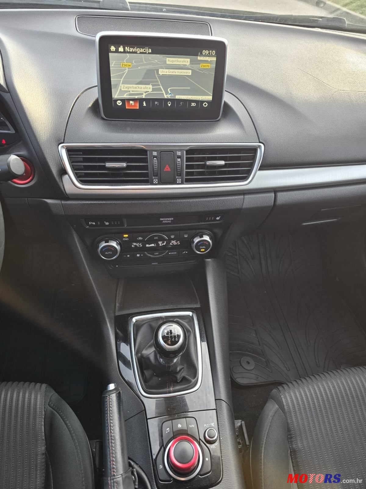 2016' Mazda 3 photo #6