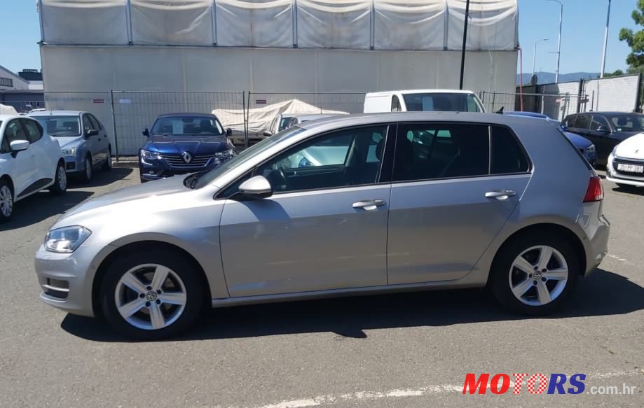 2013' Volkswagen Golf 7 1,6 Tdi Bmt photo #2