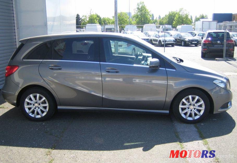 2013' Mercedes-Benz B-Klasa 200 Cdi photo #1