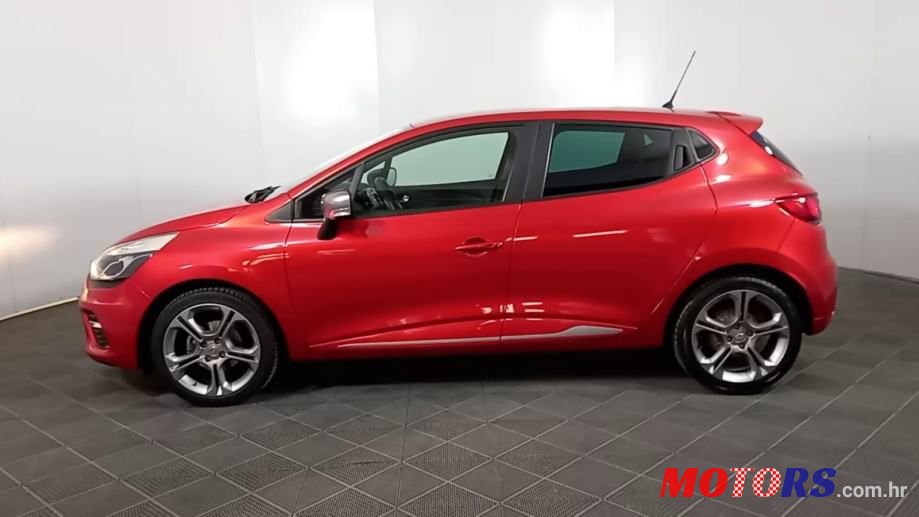 2016' Renault Clio photo #4