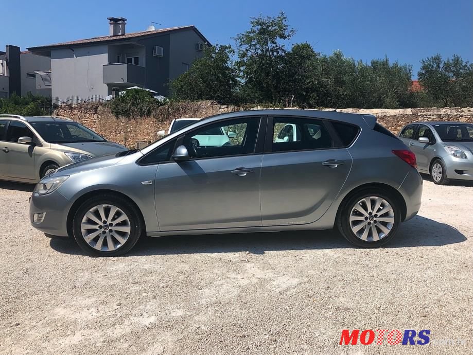 2010' Opel Astra 1,4 photo #5