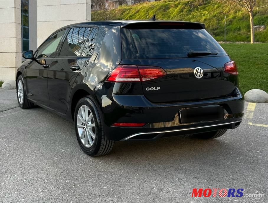 2018' Volkswagen Golf VII photo #1
