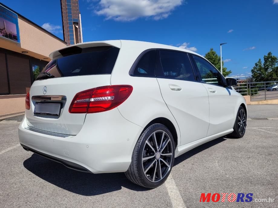 2015' Mercedes-Benz B-Klasa 200 Cdi photo #6