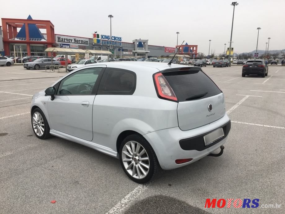 2010' Fiat Punto Evo 1.3 Jtd photo #3
