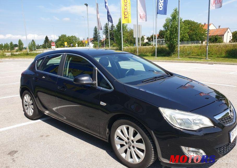 2010' Opel Astra 1,7 Cdti Eco photo #1