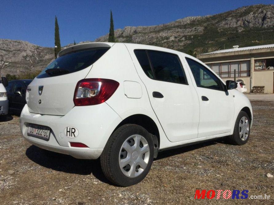 2014' Dacia Sandero 1,2 16V photo #2