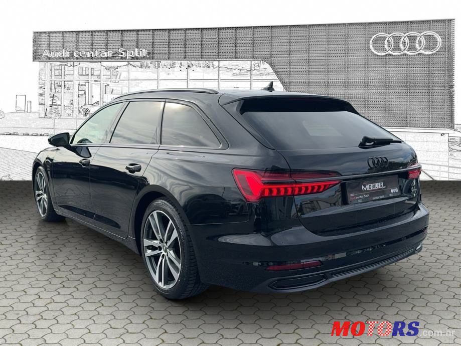 2019' Audi A6 Avant photo #2