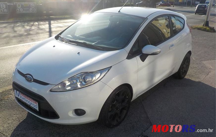 2009' Ford Fiesta photo #2