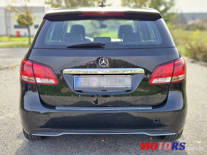 2018' Mercedes-Benz B-Klasa 180 photo #6