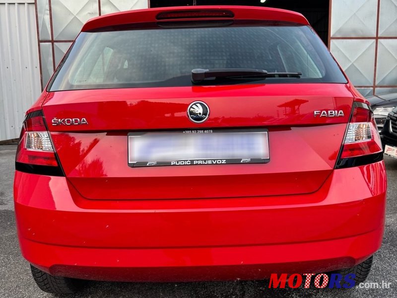 2015' Skoda Fabia 1,0 photo #4