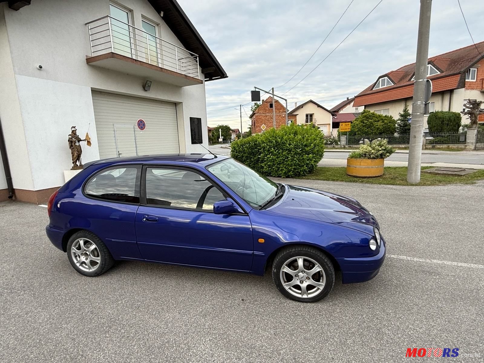 1998' Toyota Corolla 1.3 Benzin photo #2