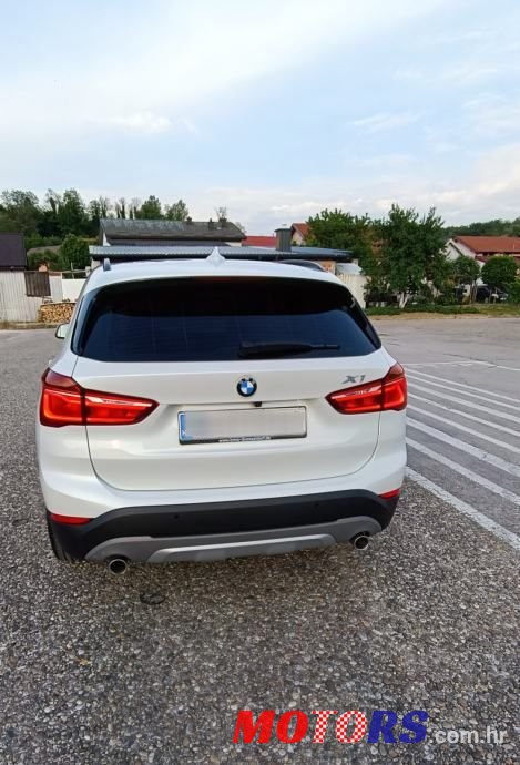 2017' BMW X1 20D photo #6