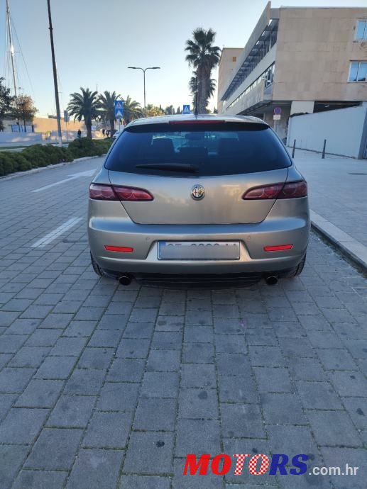 2007' Alfa Romeo 159 2,4 Jtdm photo #3