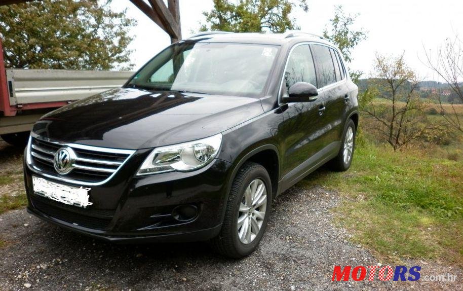 2008' Volkswagen Tiguan photo #2