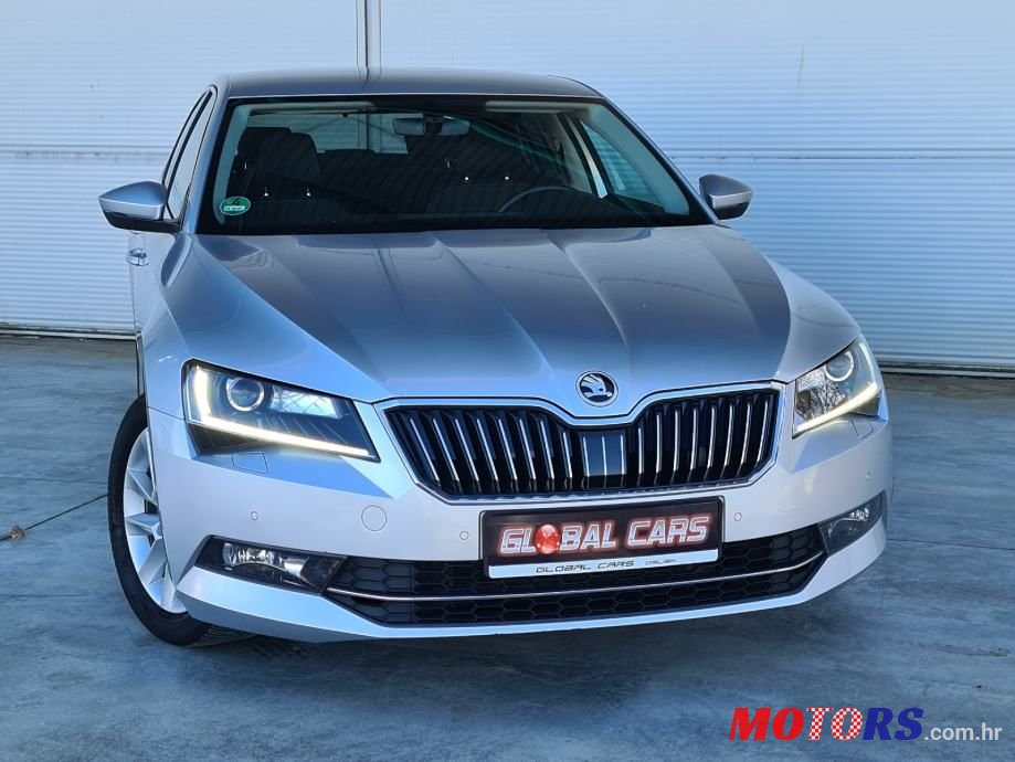 2015' Skoda Superb 2,0 Tdi photo #2