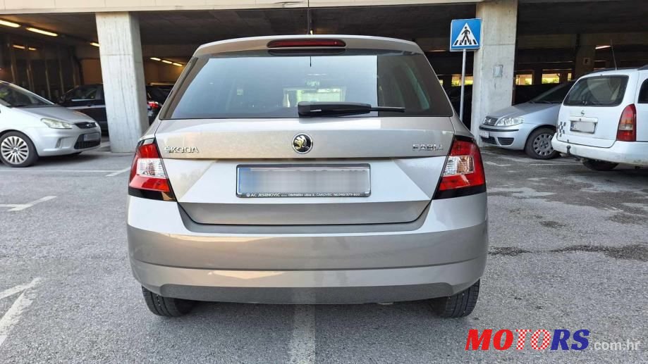 2016' Skoda Fabia 1.0 Simply photo #4