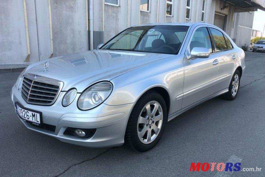 2009' Mercedes-Benz E-Klasa 220 Cdi photo #1