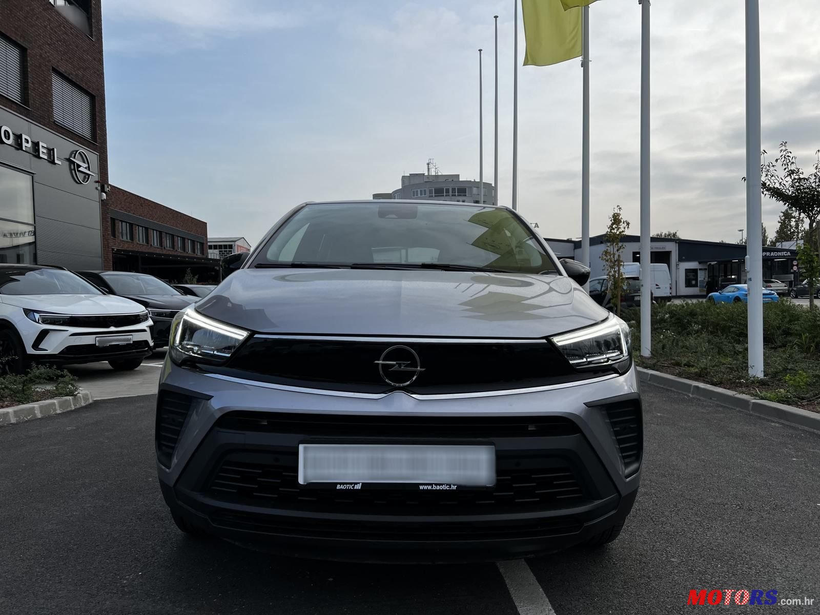 2024' Opel Crossland 1,2 Turbo photo #1