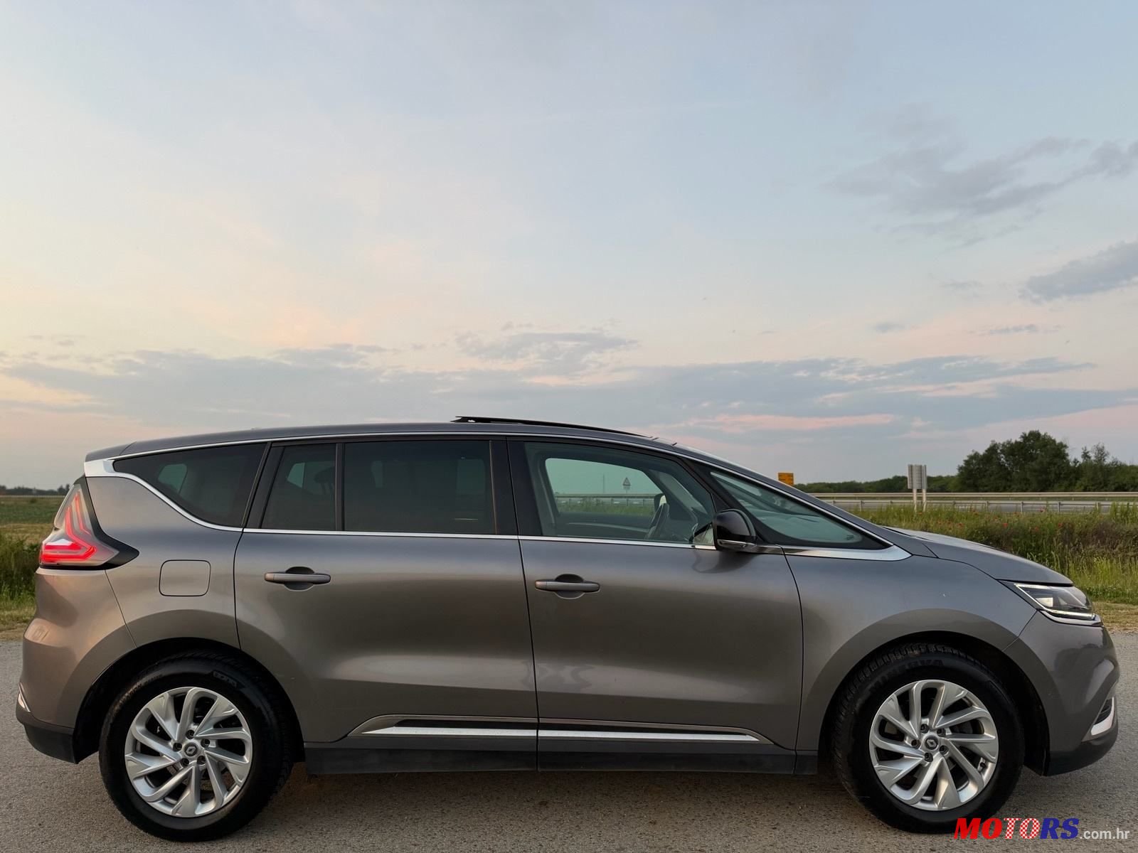 2015' Renault Espace Dci 160 Edc photo #5