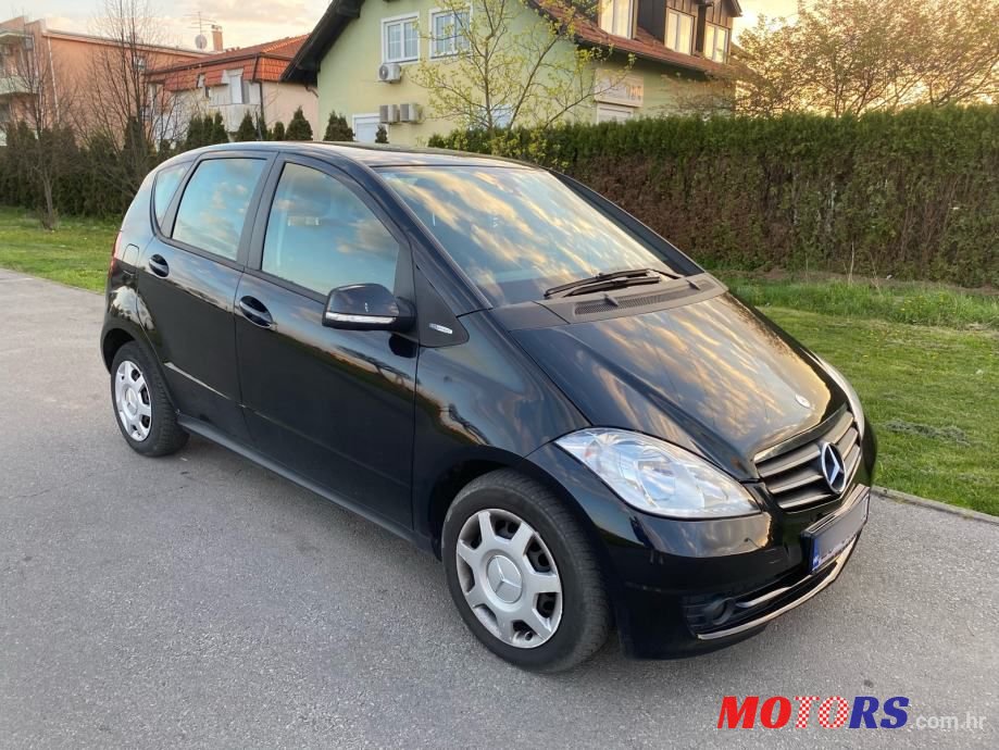 2012' Mercedes-Benz A-Klasa photo #1