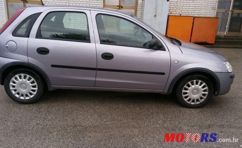 2005' Opel Corsa 1,3 Cdti photo #1