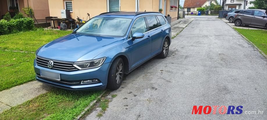 2016' Volkswagen Passat Variant photo #2