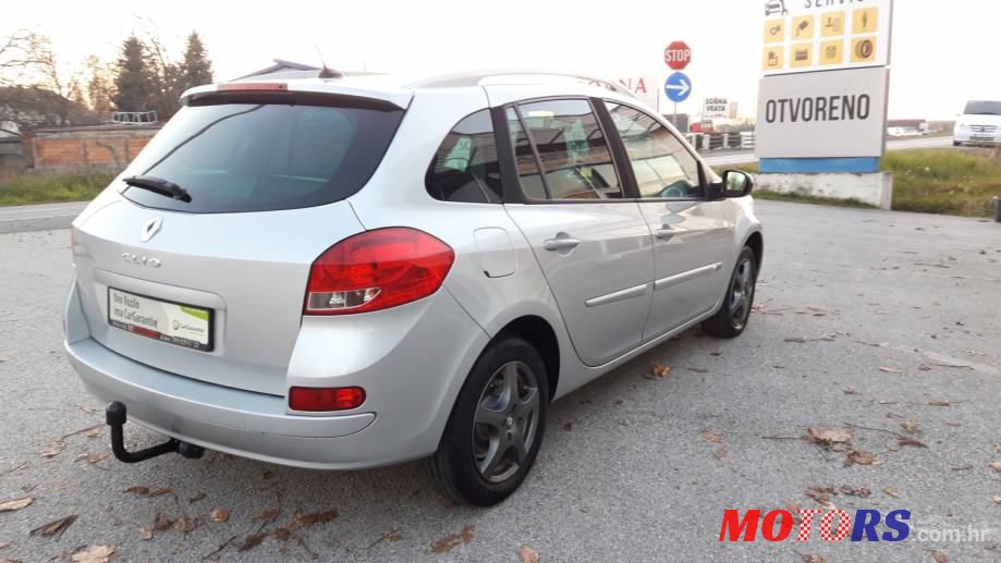 2010' Renault Clio 1,5 Dci photo #5