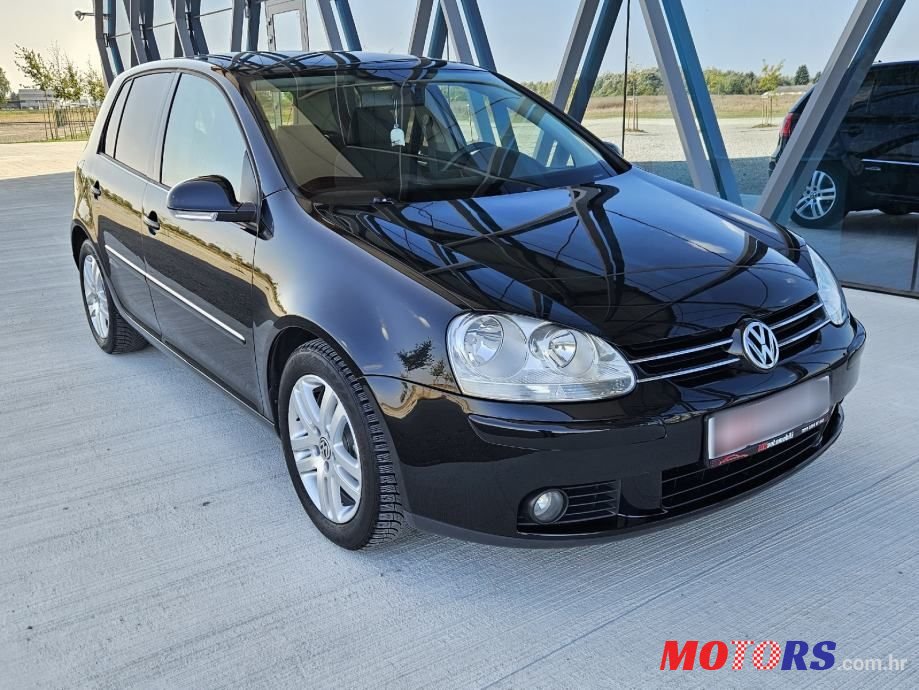 2008' Volkswagen Golf 5 1,9 Tdi photo #2