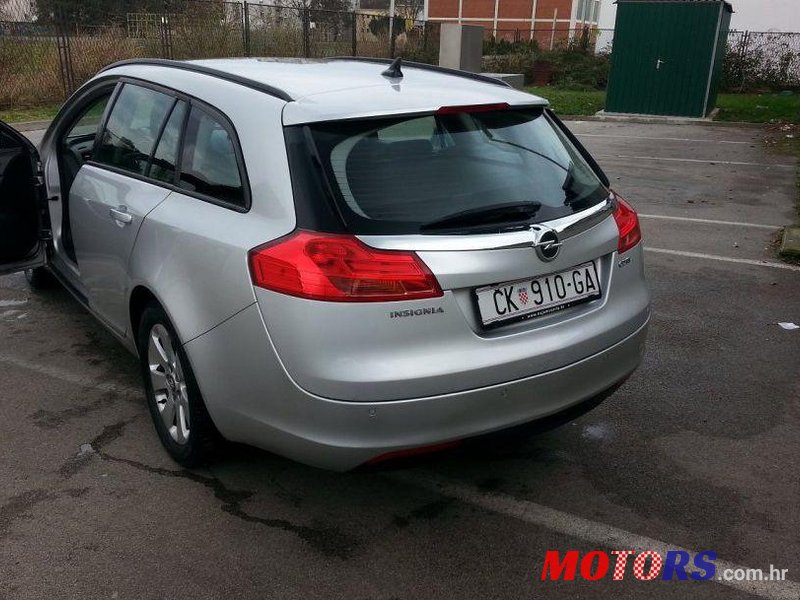 2009' Opel Insignia Karavan Sport photo #1