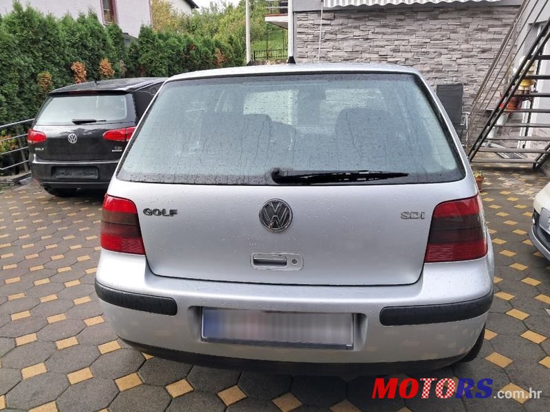 2001' Volkswagen Golf IV 1,9 Sdi photo #3