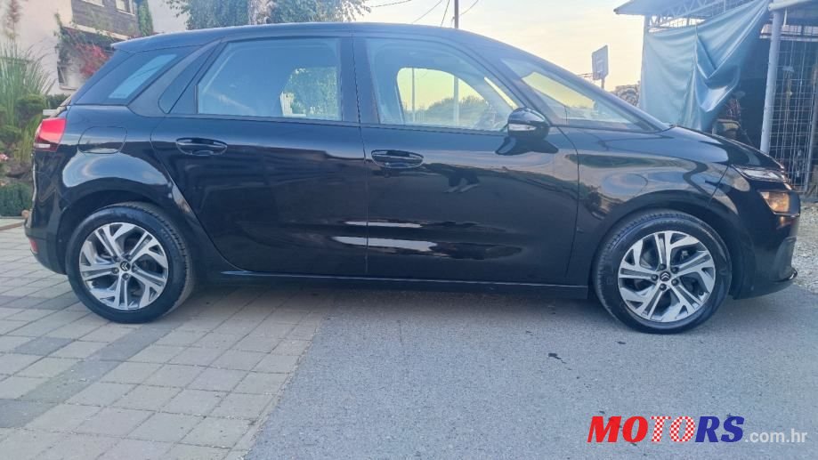 2016' Citroen C4 Picasso Bluehdi 120 photo #3