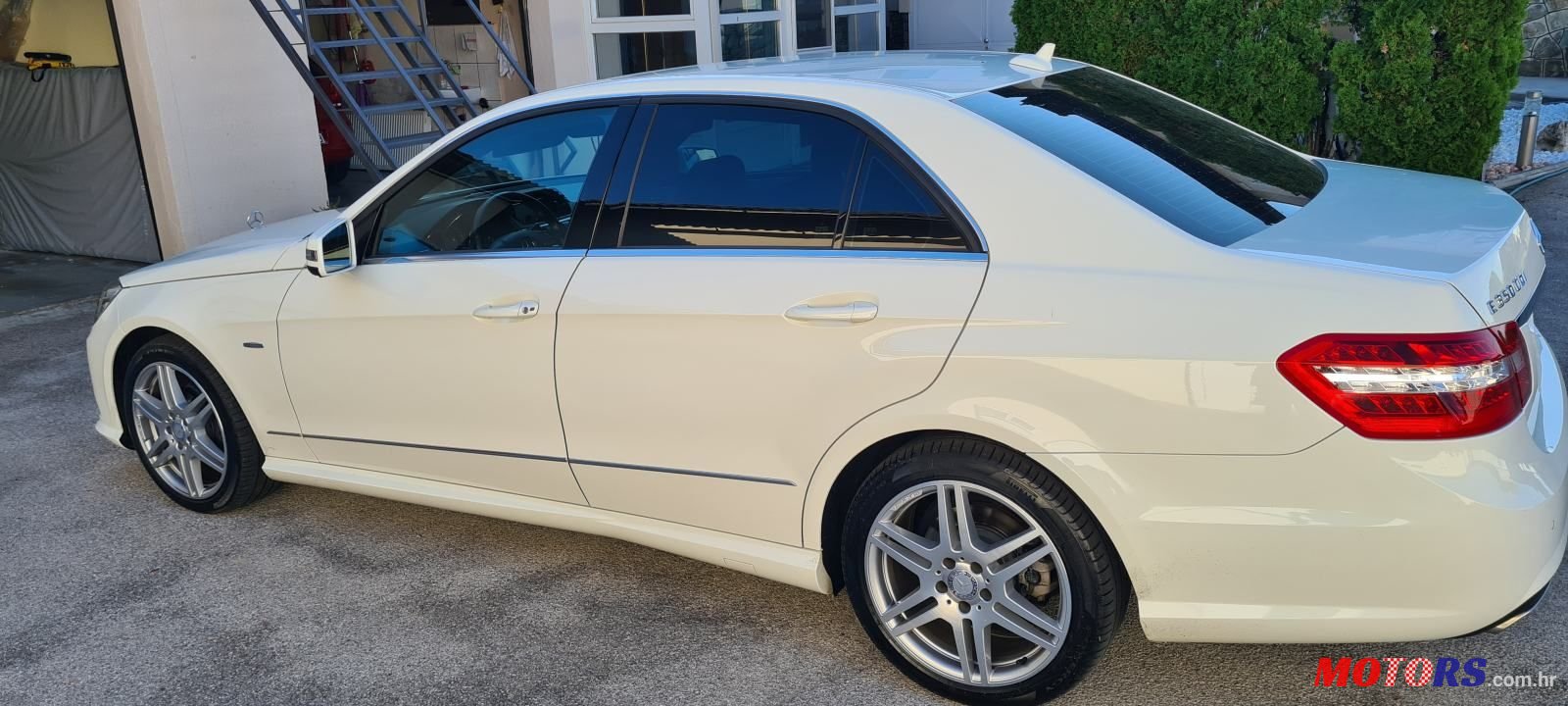 2010' Mercedes-Benz E-Klasa 350 Cdi 4Matic photo #3
