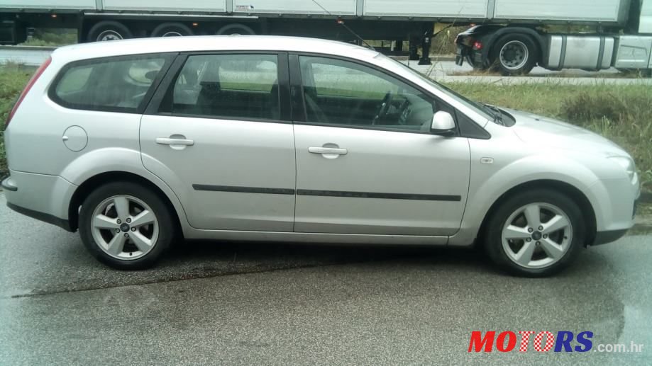 2007' Ford Focus Karavan photo #3