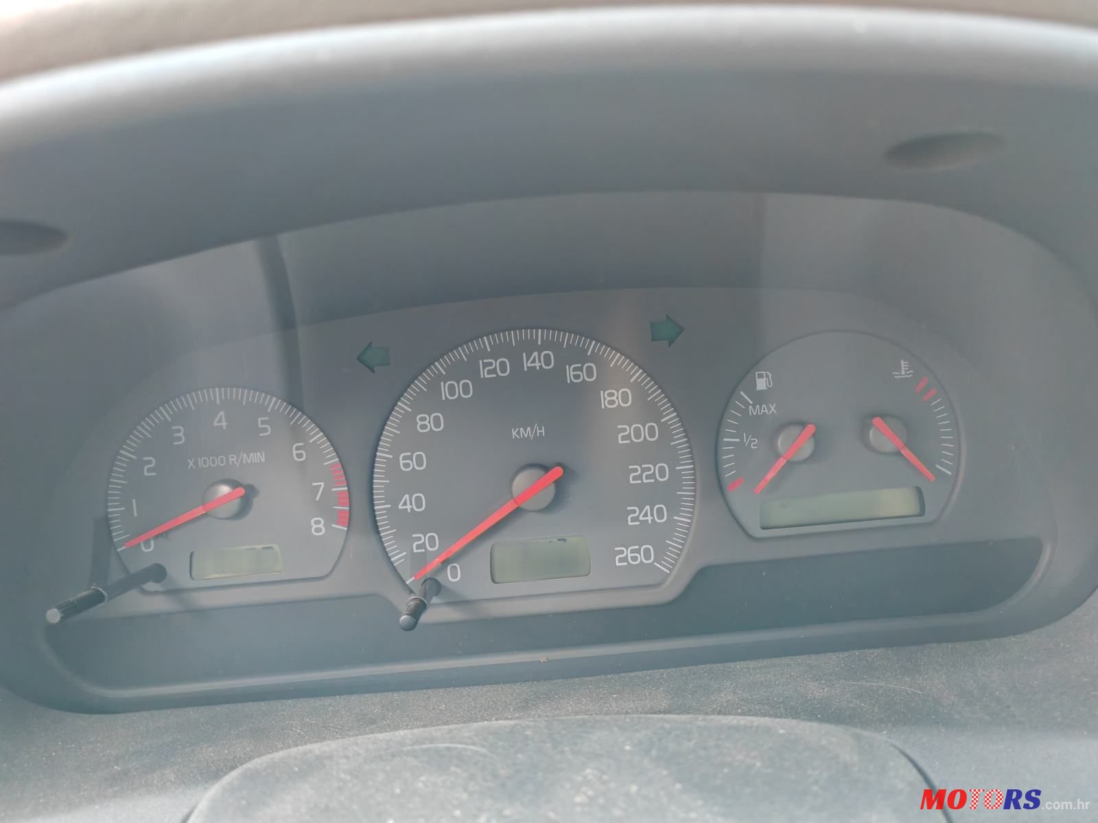 2002' Volvo S40 2,0 photo #2