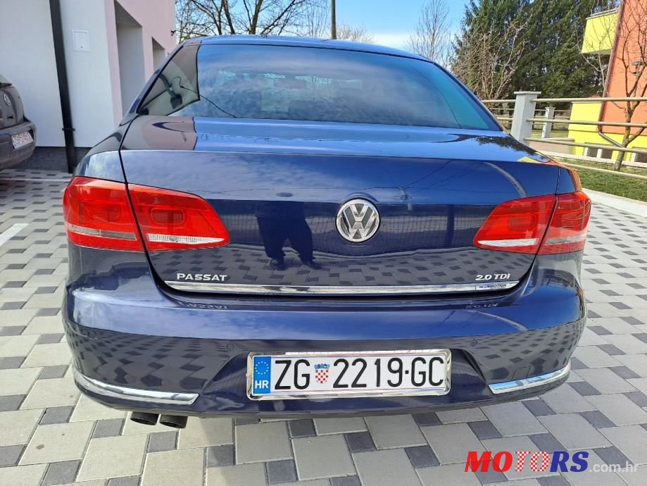 2011' Volkswagen Passat 2,0 Tdi Bmt photo #6