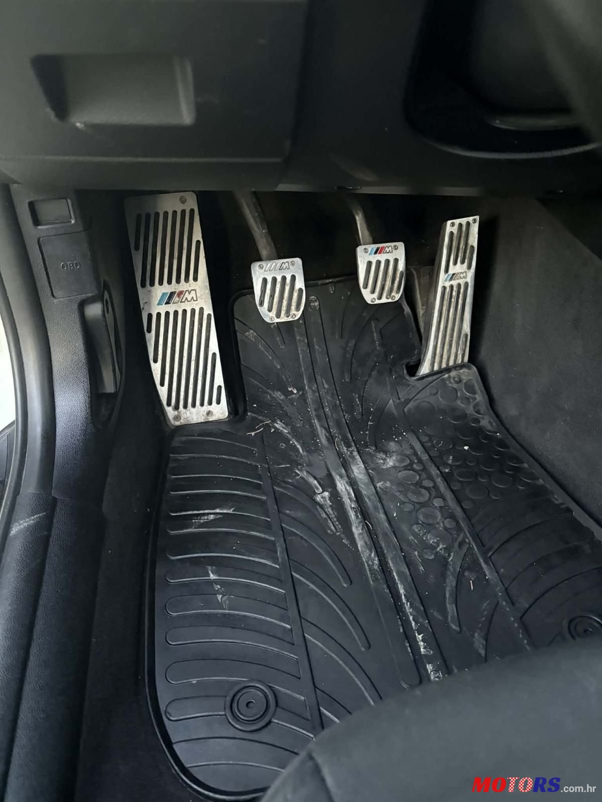 2010' BMW Serija 3 318D E90 photo #6