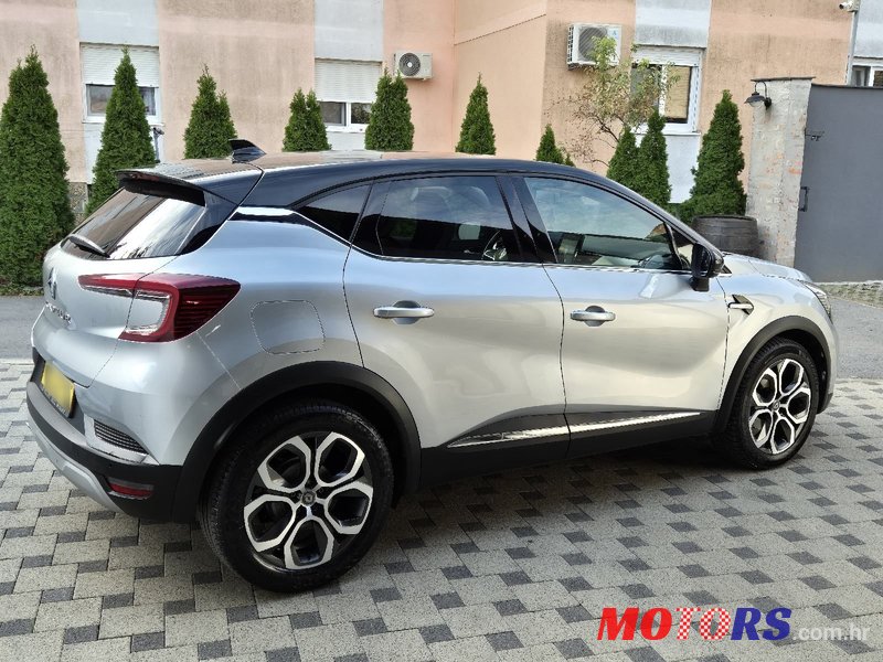 2021' Renault Captur Tce photo #5