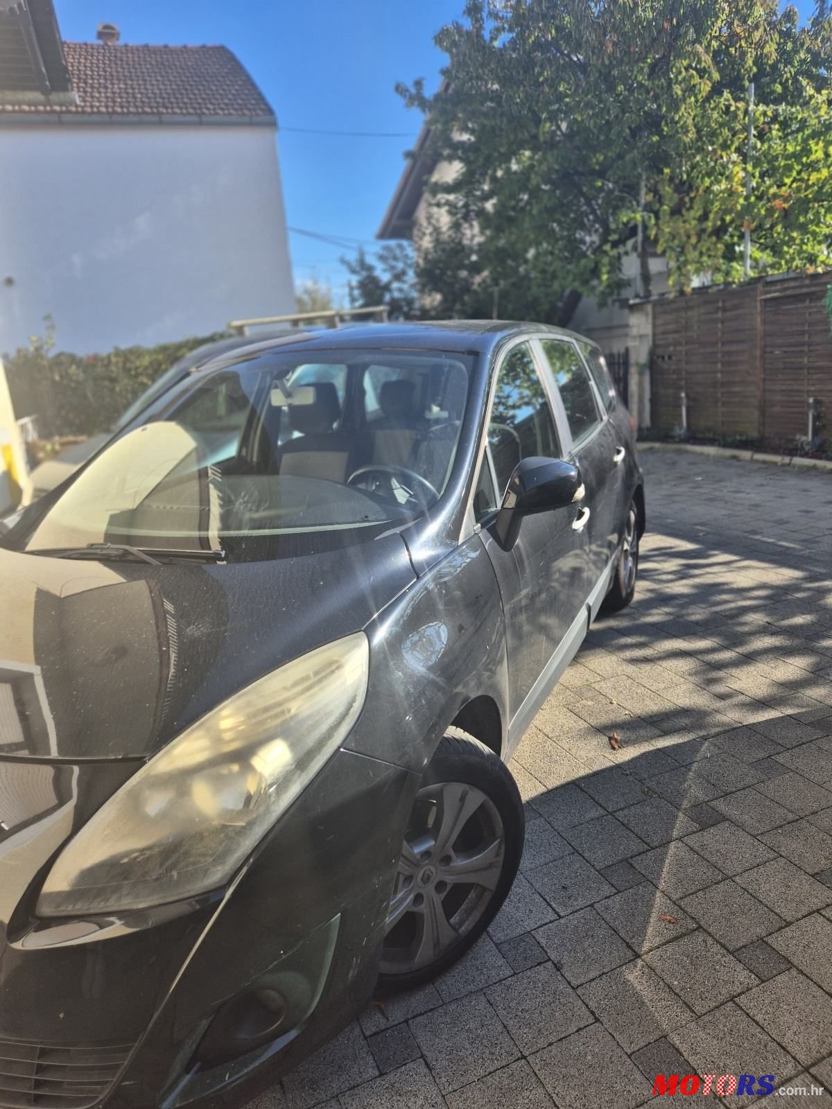 2011' Renault Scenic 1,5 Dci photo #4