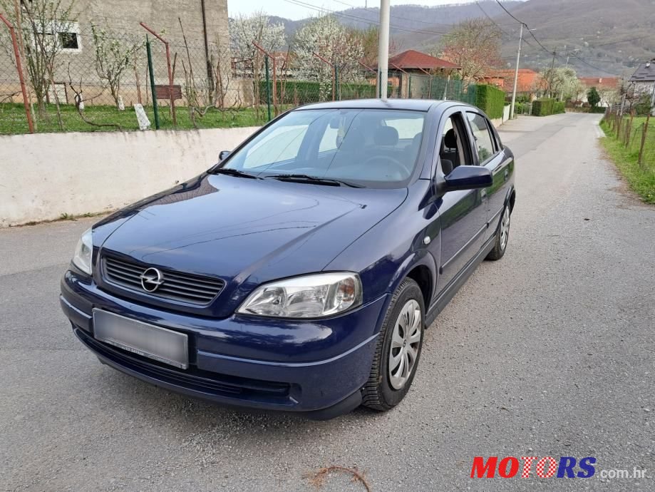 2009' Opel Astra 1.4 Twinport photo #4