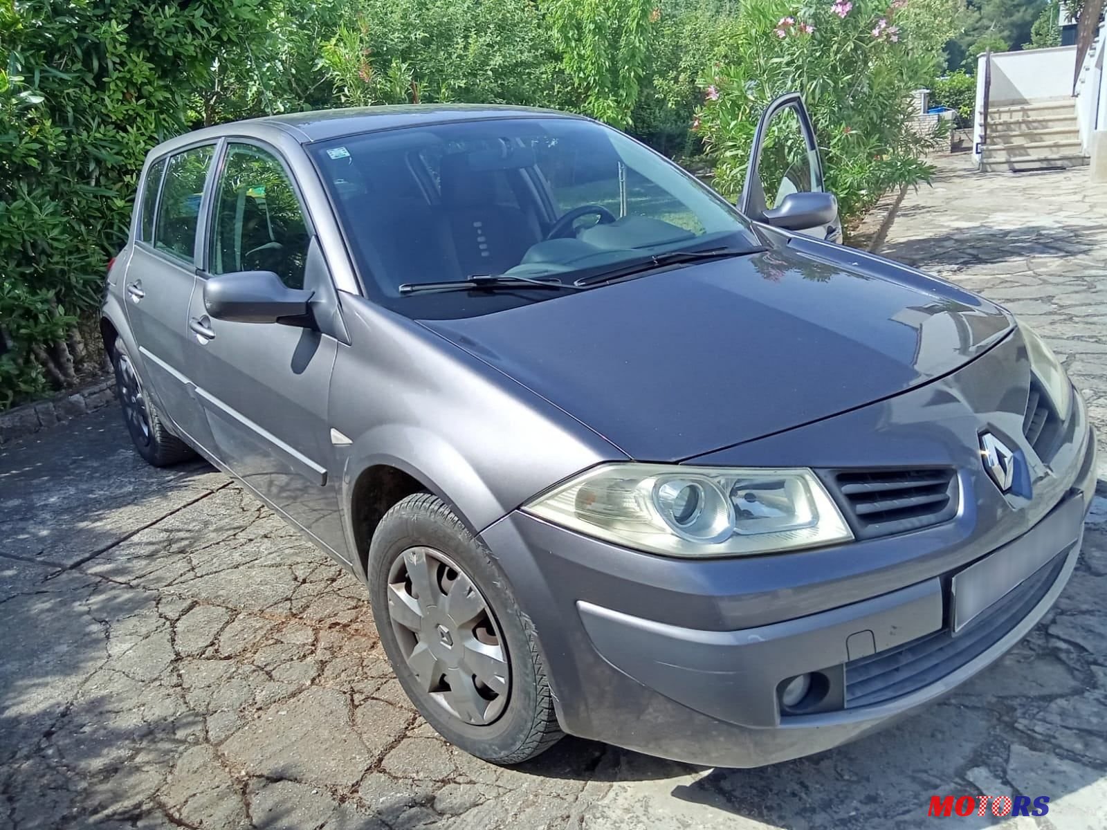 2008' Renault Megane 1,6 16V photo #1