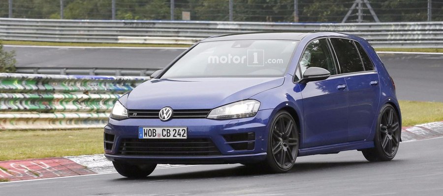 Possible VW Golf R420 Spied In Action Testing 5-Cylinder Engine