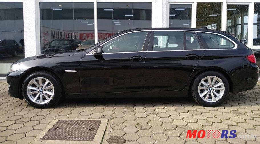 2012' BMW Serija 5 Touring 520D photo #1