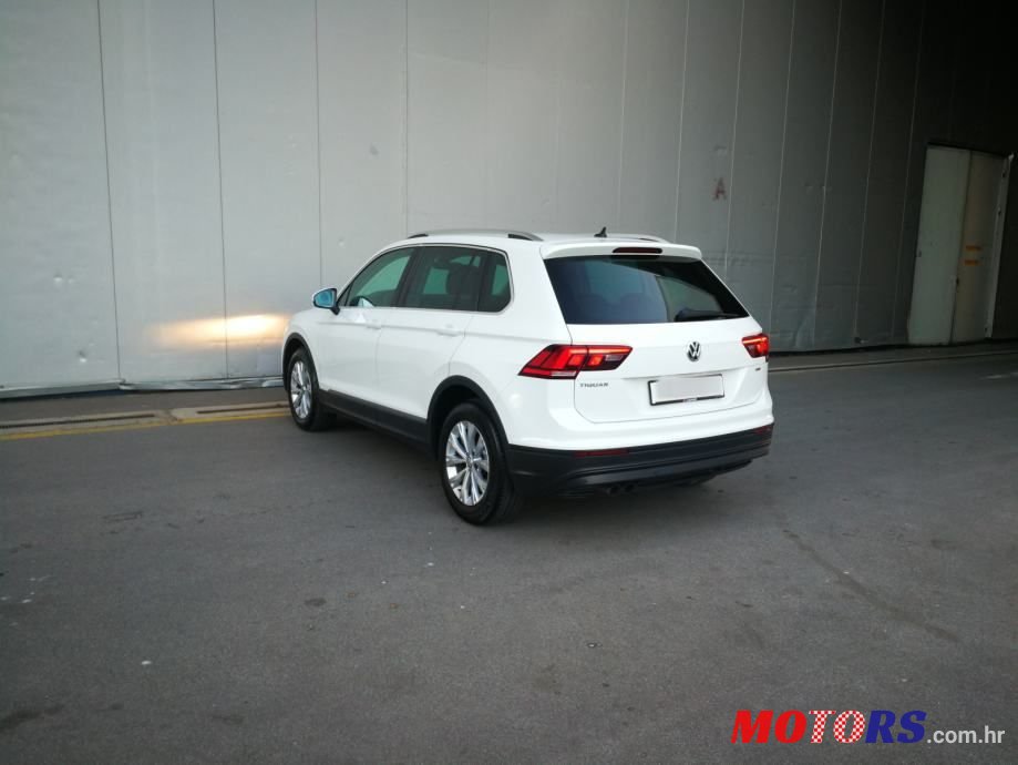 2020' Volkswagen Tiguan 2,0 Tdi photo #4