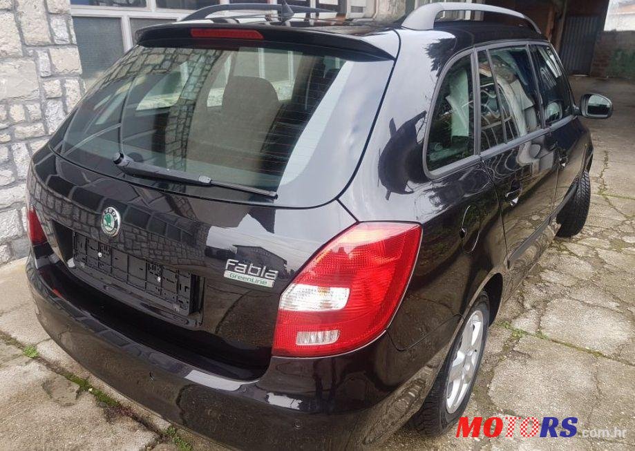 2009' Skoda Fabia Combi 1,4 Tdi photo #2