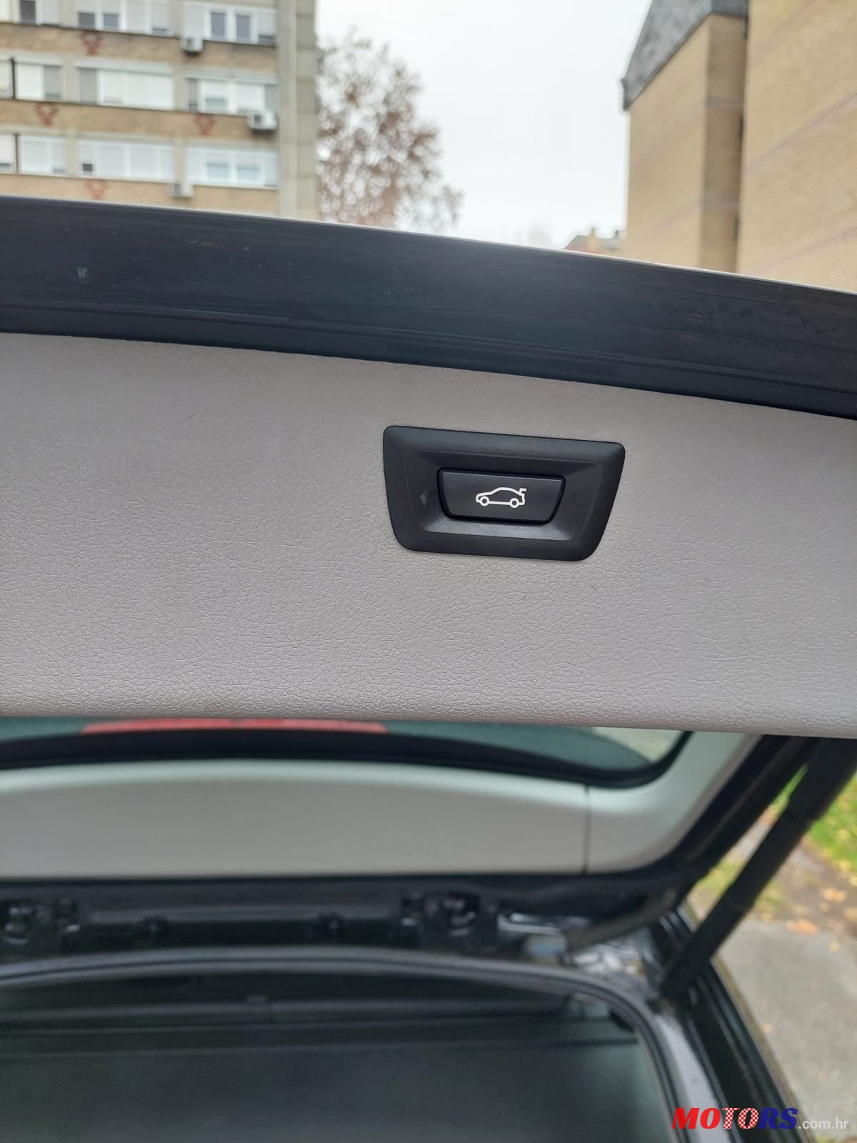 2014' BMW Serija 3 316D photo #2