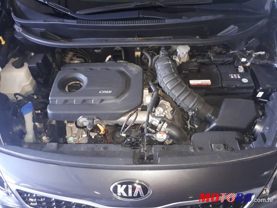 2017' Kia Rio photo #5
