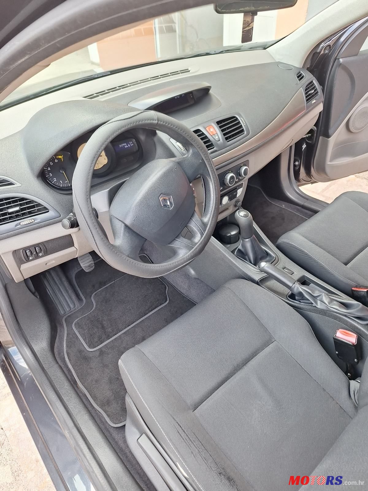 2009' Renault Megane 1,6 16V photo #3